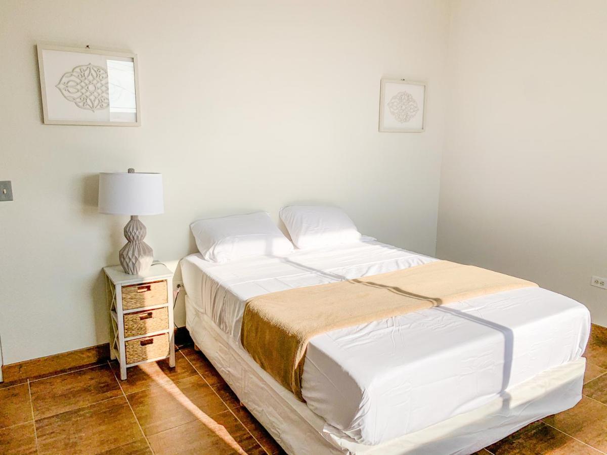 Beautiful 3 Bdr 2,5 Bath- Steps From Beach W/Pkg ติฮัวนา ภายนอก รูปภาพ